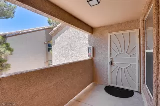 Photo #2: 2594605 Listing 