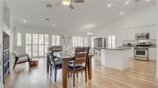 Photo #3: 2594626 Listing 