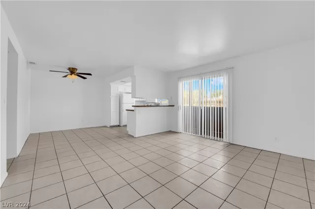 MLS: 2594627 Condo For Sale