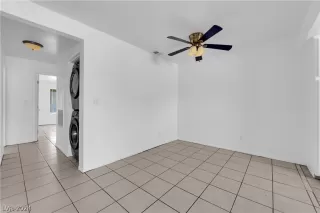 Photo #4: 2594627 Listing