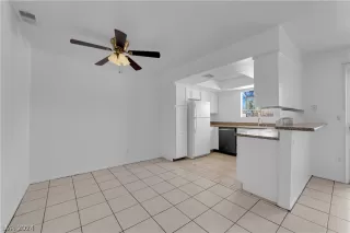 Photo #5: 2594627 Listing