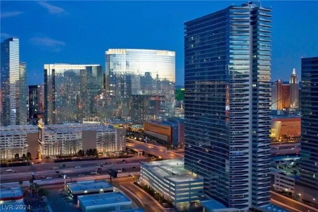 MLS: 2594644 Condo For Sale