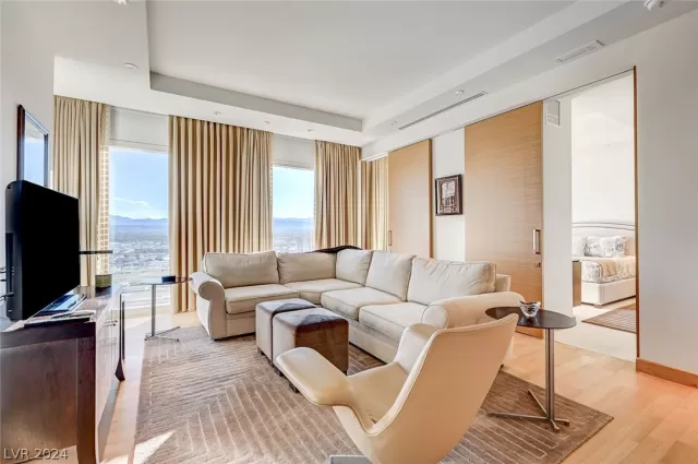 MLS: 2594656 Condo For Sale