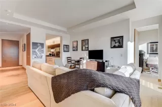 Photo #2: 2594656 Listing 