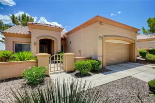 Photo #3: 2594661 Listing