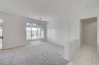 Photo #4: 2594661 Listing