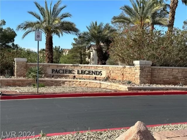 MLS: 2594677 Condo For Sale