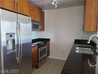 Photo #2: 2594732 Listing 