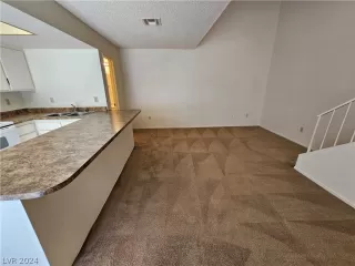 Photo #3: 2594735 Listing 