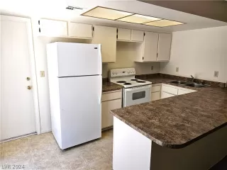 Photo #4: 2594735 Listing 