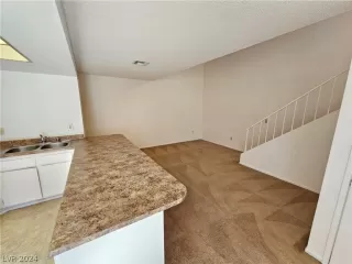 Photo #6: 2594735 Listing 