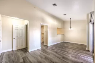 Photo #5: 2594759 Listing 