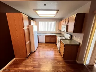 Photo #3: 2594763 Listing 