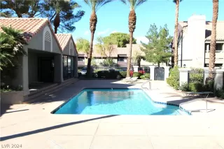 Photo #3: 2594764 Listing 