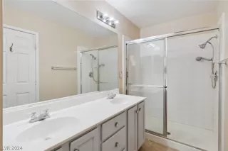 Photo #6: 2594772 Listing 