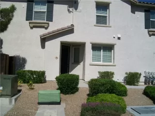 Photo #3: 2594794 Listing