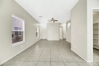 Photo #2: 2594841 Listing 