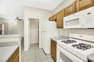 Photo #5: 2594841 Listing 