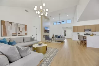 Photo #6: 2594878 Listing