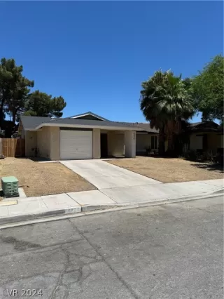 Photo #1: 2594888 Listing 