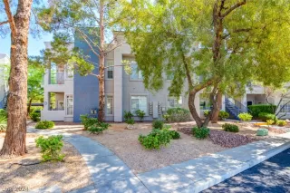 Photo #3: 2594897 Listing 