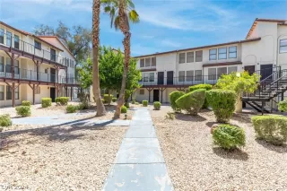 Photo #1: 2594926 Listing