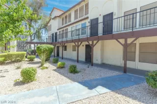 Photo #2: 2594926 Listing