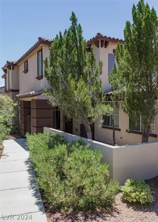 Photo #1: 2594933 Listing 