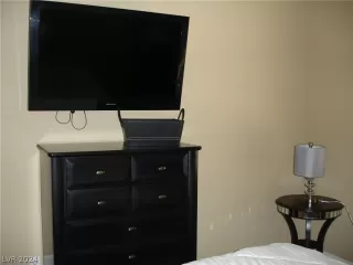 Photo #5: 2594940 Listing 