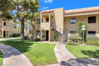 Photo #1: 2594942 Listing 