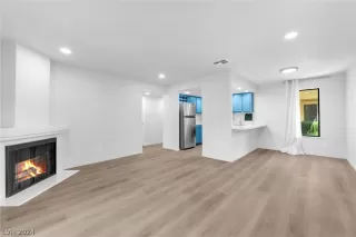 Photo #3: 2594942 Listing 