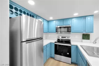 Photo #6: 2594942 Listing 