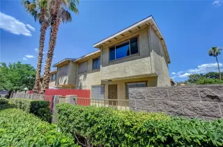 Photo #1: 2594948 Listing