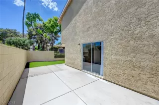 Photo #5: 2594948 Listing