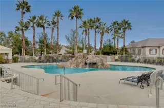 Photo #5: 2594949 Listing 