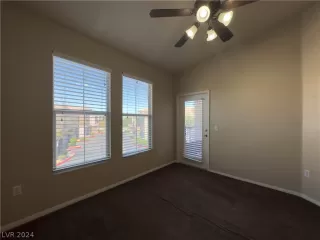 Photo #6: 2594967 Listing