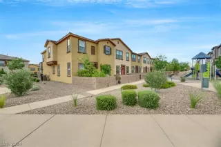 Photo #2: 2594995 Listing 