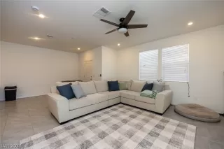 Photo #3: 2595012 Listing 