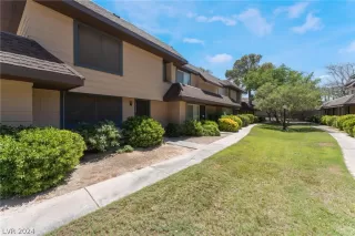 Photo #1: 2595030 Listing