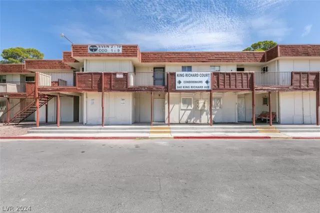 MLS: 2595036 Condo For Sale