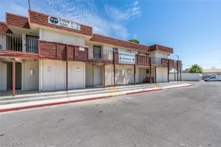 Photo #1: 2595036 Listing 