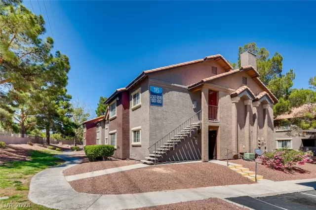 MLS: 2595049 Condo For Sale