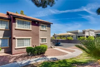 Photo #2: 2595049 Listing 