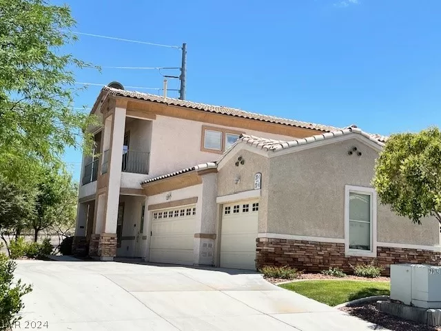 MLS: 2595092 Condo For Sale