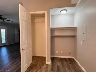 Photo #5: 2595092 Listing 