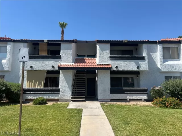 MLS: 2595143 Condo For Sale