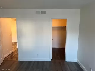 Photo #5: 2595143 Listing 