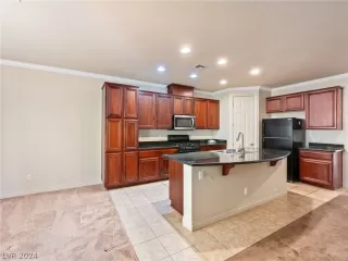 Photo #6: 2595196 Listing 