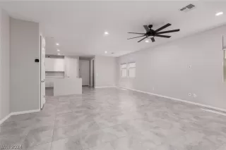 Photo #1: 2595218 Listing 