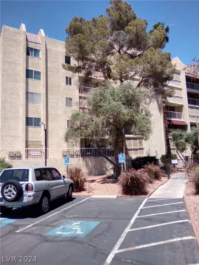 MLS: 2595230 Condo For Sale